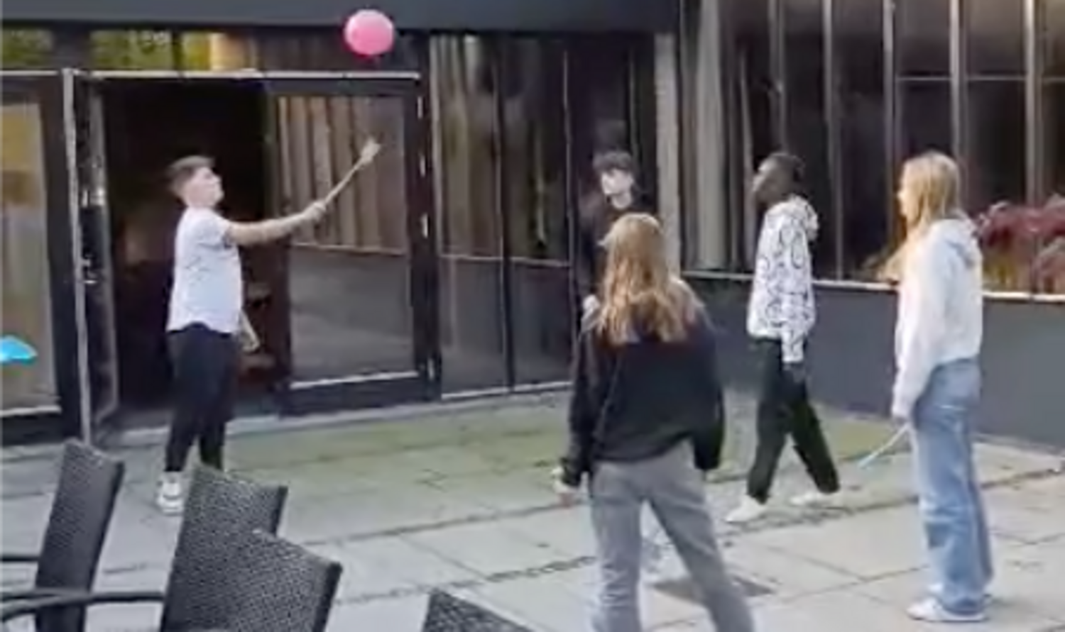 Fadervor med fluesmækkere