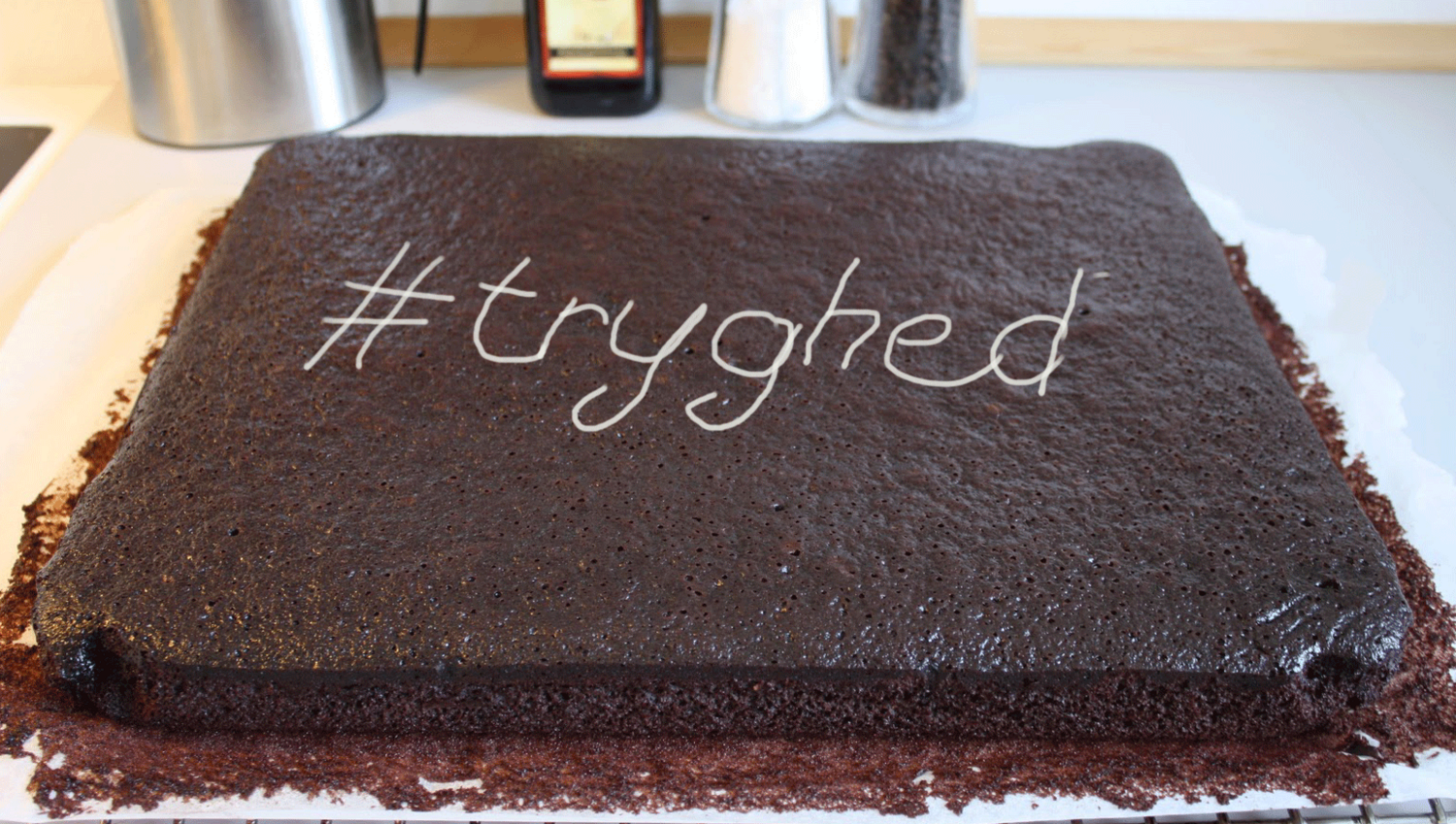 Kage med #hashtag